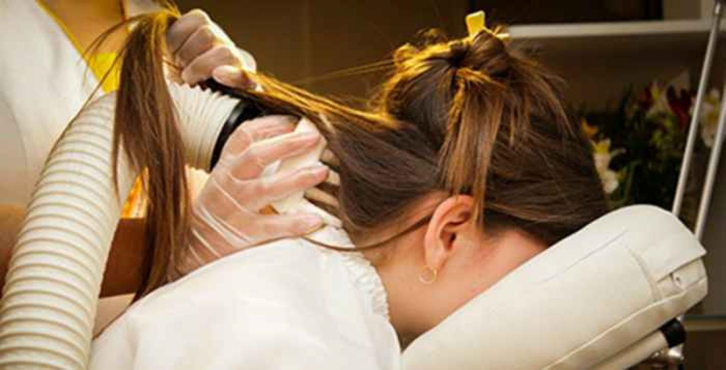 Ouverture du premier salon de coiffure anti-poux à Paris - Metrotime