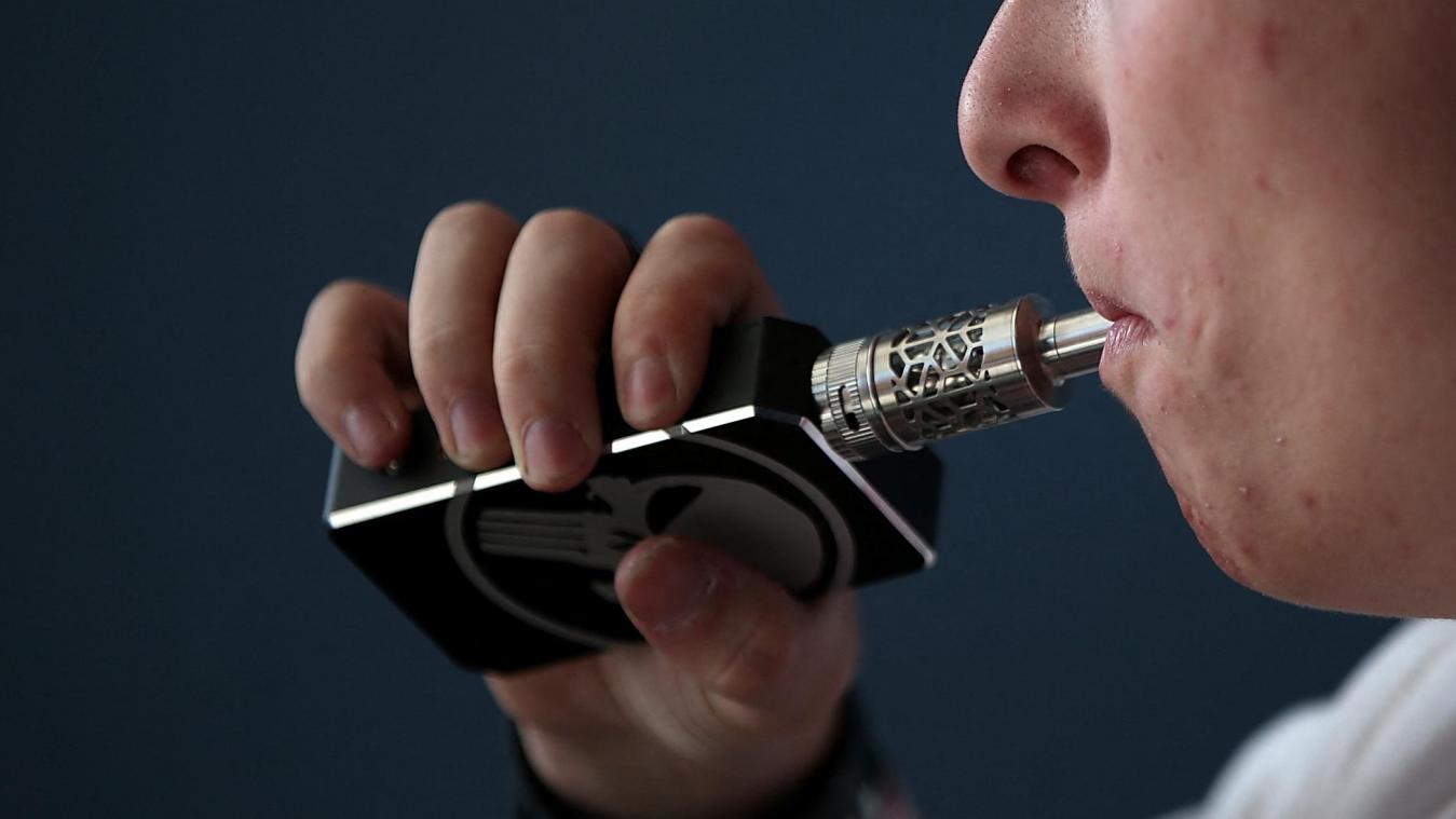 Sa cigarette électronique lui explose à la bouche, il perd sept dents «Il y avait tellement de