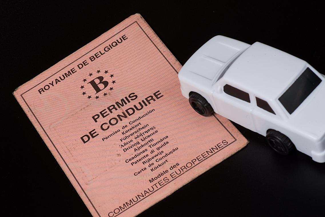Des milliers de Belges roulent avec un permis de conduire périmé et ils ne  le savent pas - Metrotime