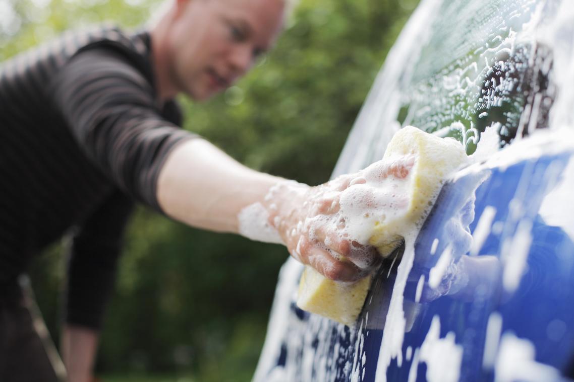 Laver sa voiture de manière écologique, est-ce possible ?