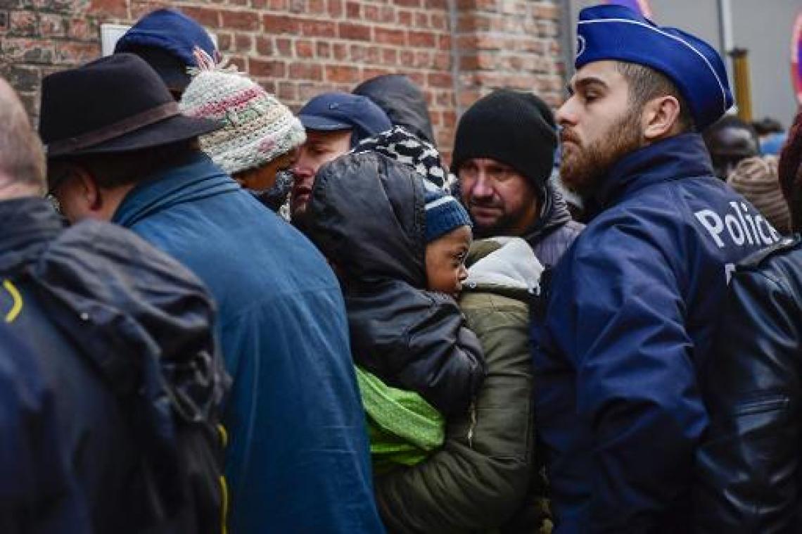 Afgewezen asielzoekers keren bijna nooit terug - Metrotime