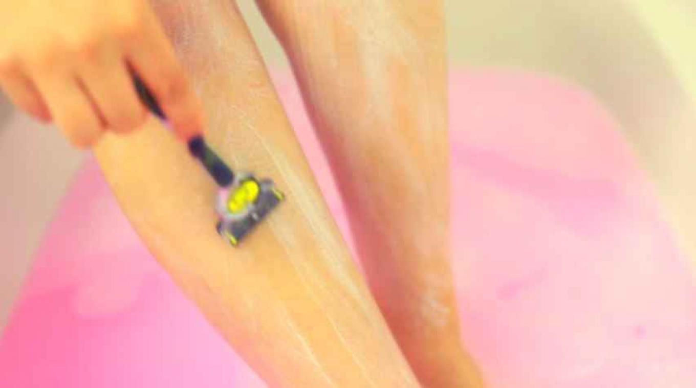 Dit is het beste moment om je benen te scheren - Metrotime