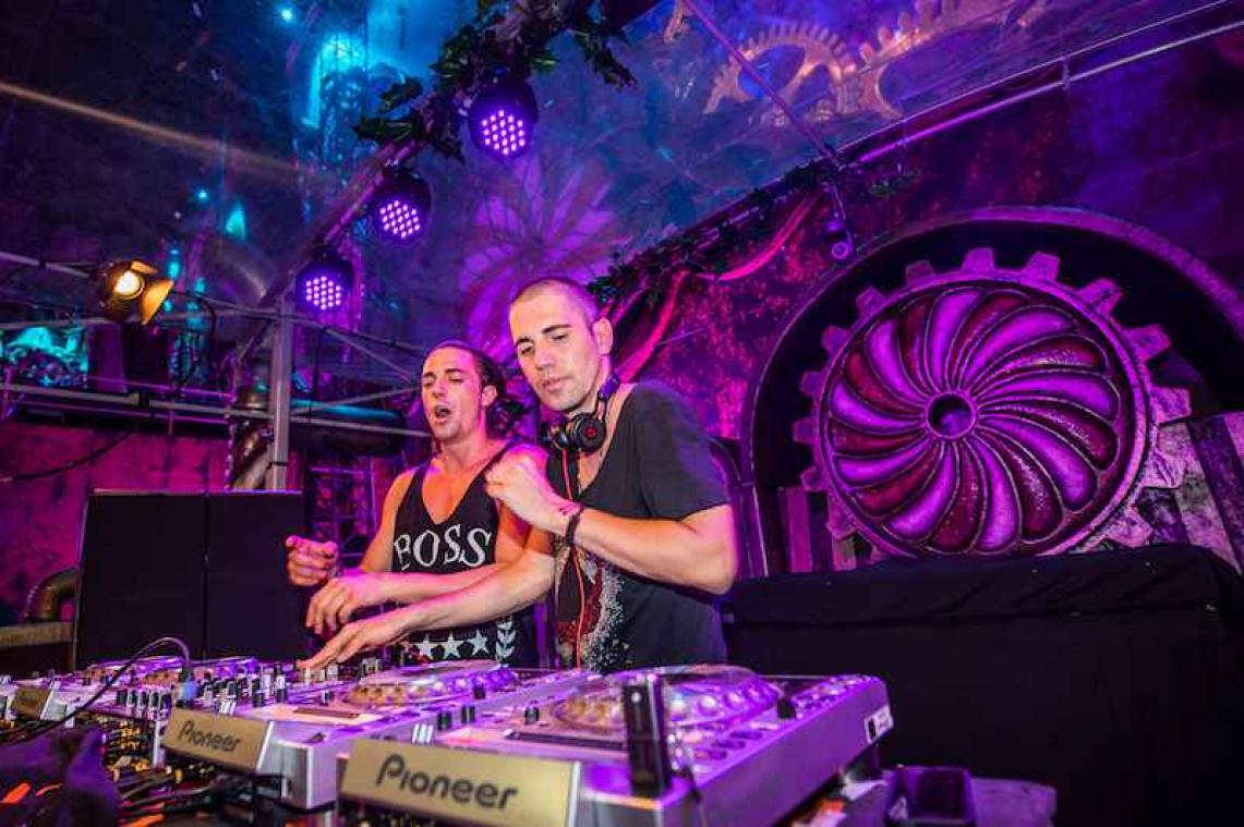 Dimitri Vegas & Like Mike bij