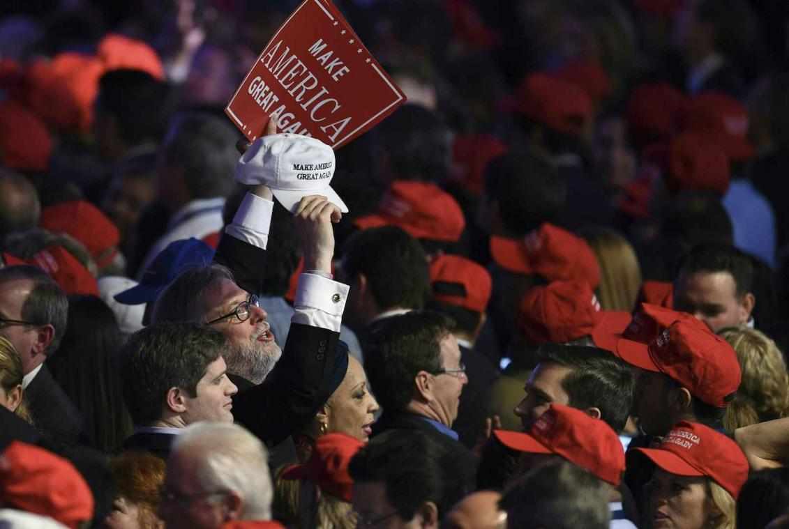 LIVE - Trump heeft nog maar drie kiesmannen nodig - Metrotime