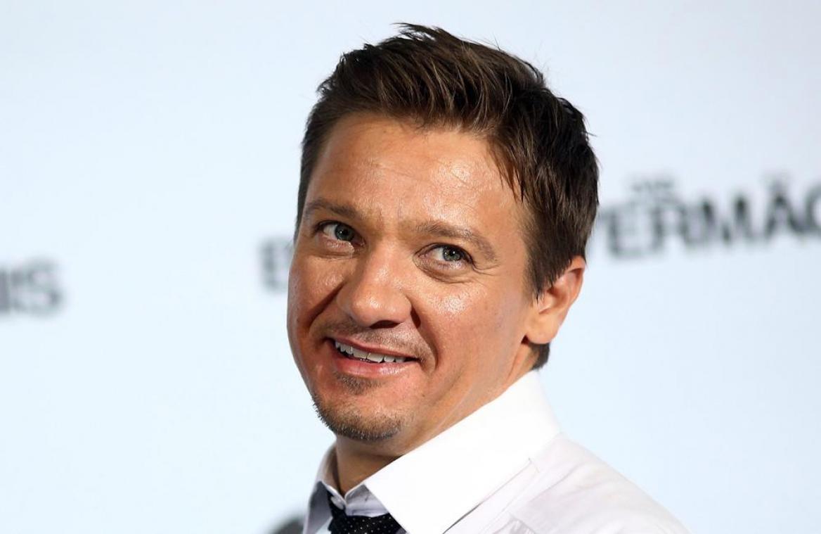 Jeremy Renner reaches divorce settlement Metrotime(01)