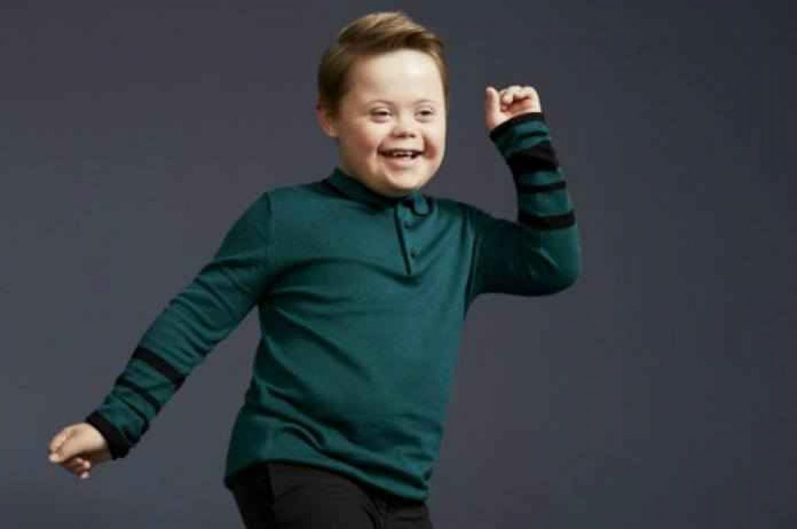 Jongen met syndroom van Down steelt de show in campagne River Island