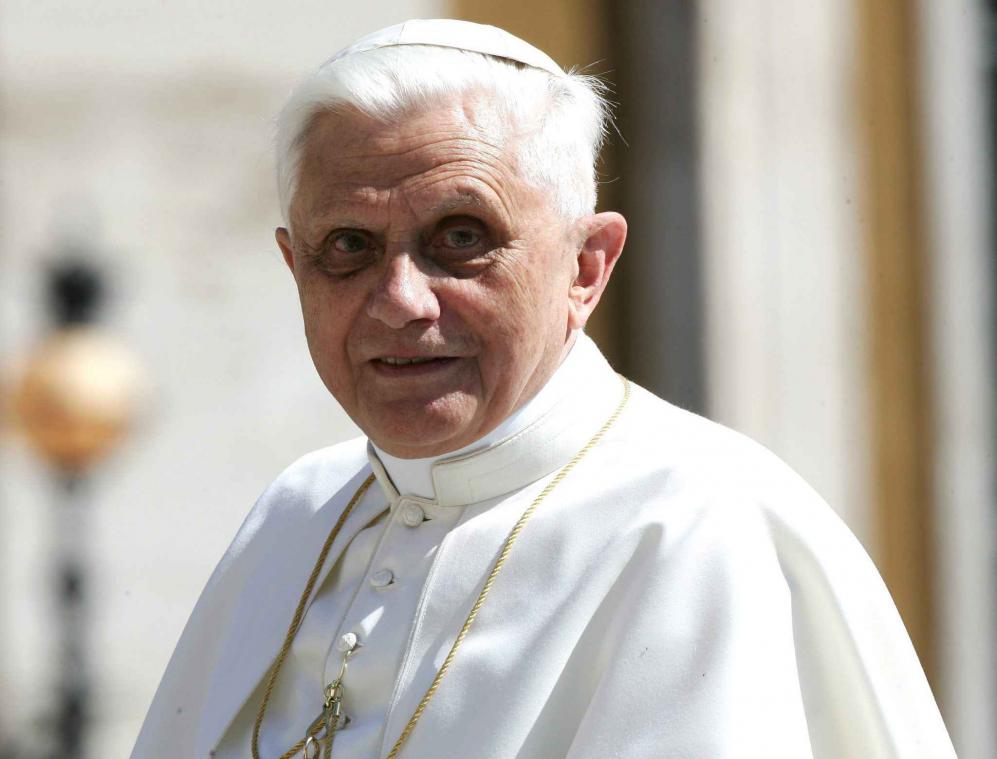 Vorige paus maakt zich klaar om te sterven - Metrotime