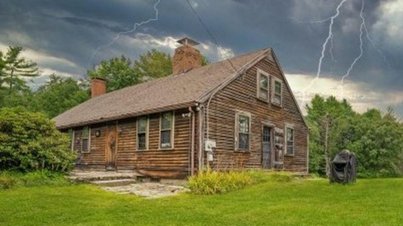 BIZAR. Het vervloekte paranormale huis uit ‘The Conjuring’ staat te