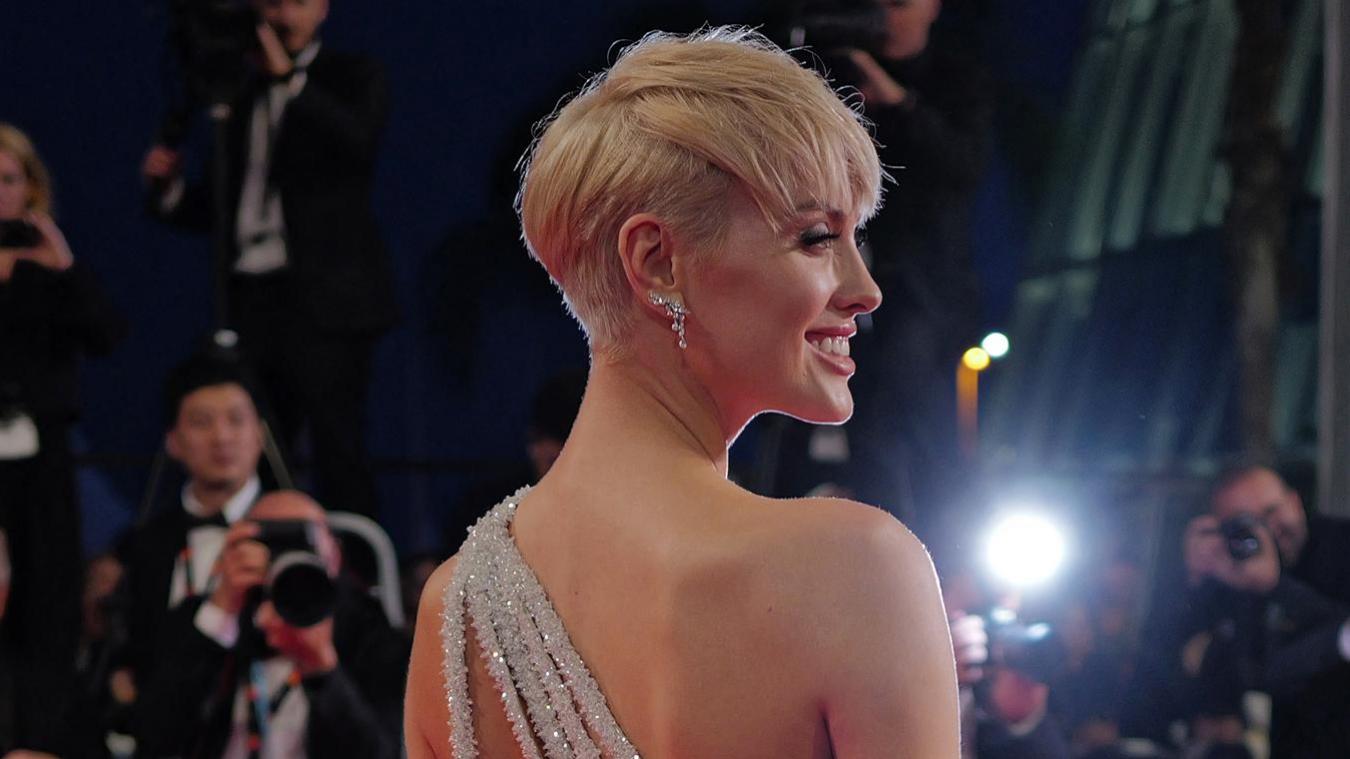 Hollywoodactrice verschijnt op rode loper zonder ondergoed: «Moeilijk